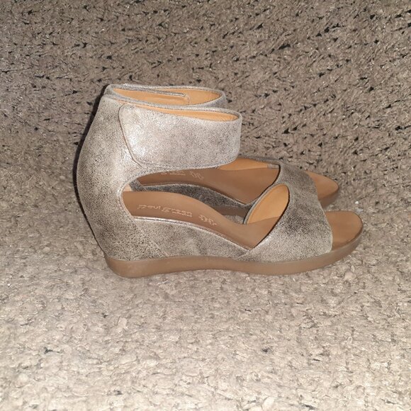 PAUL GREEN-Tammy-Metallic Nubuck/Suede Ankle Strap Wedge Sandal-Sz 6.5-Near Mint - Picture 5 of 8